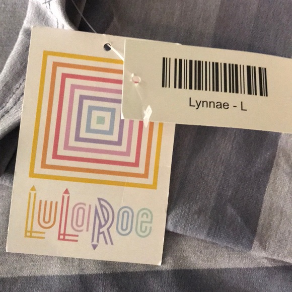 Lularoe Lynnae - Picture 4 of 8